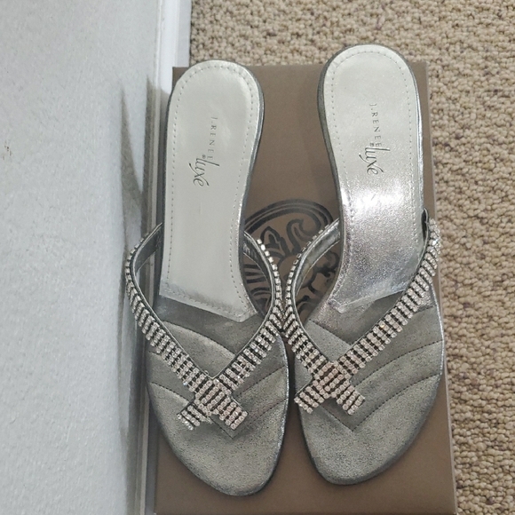 J. Renee Lux Pewter Rhinestone Women's Heals sz 9, PROM! - Picture 1 of 3